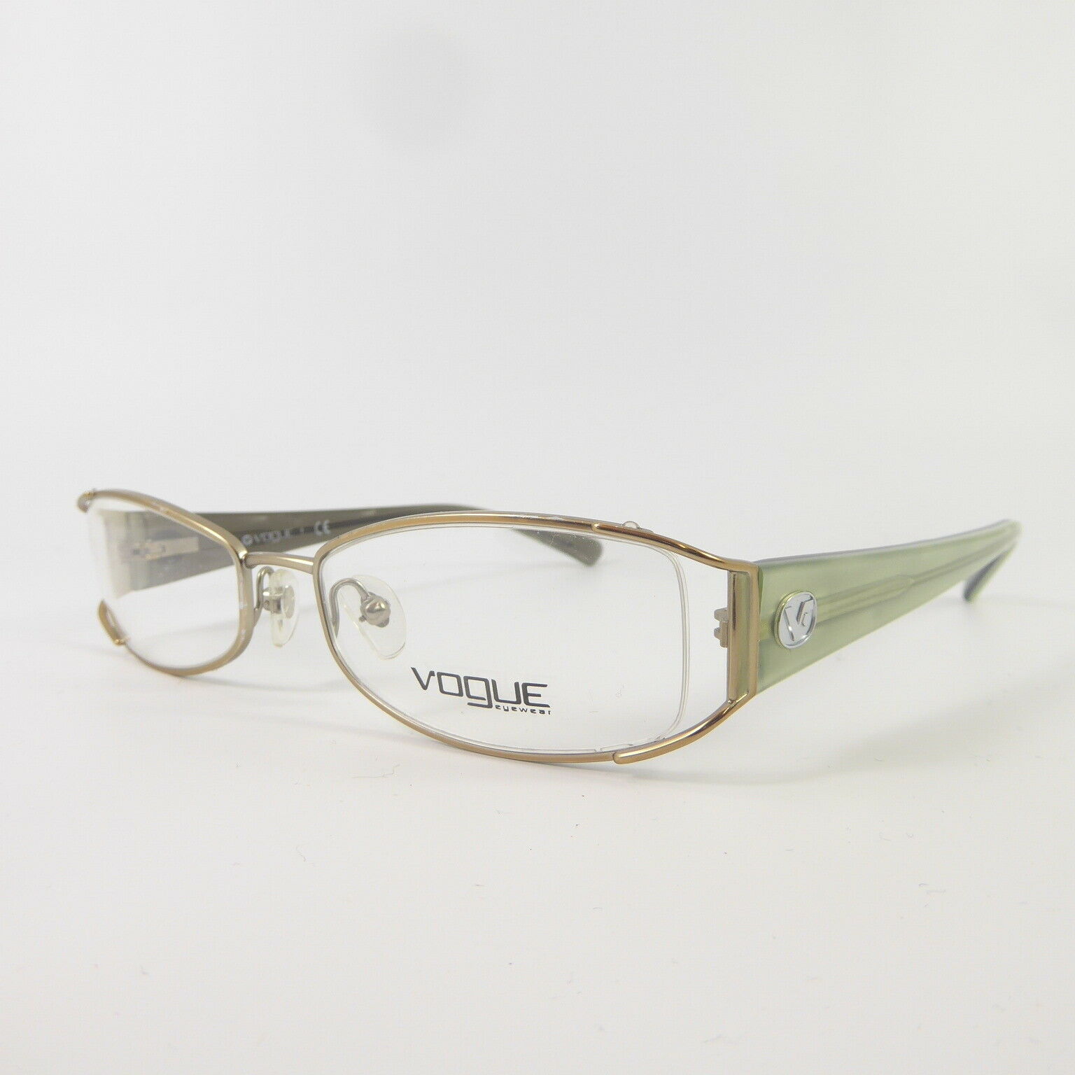 VO-3687-848-S.jpg